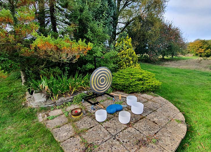 Peaceful outdoor space in Bratton Seymour for Sound Therapy